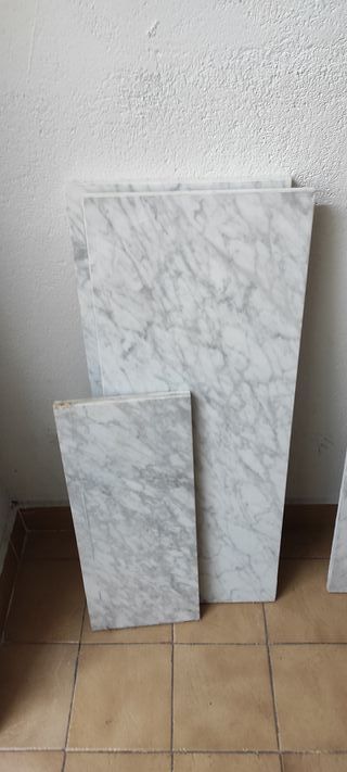 Placas de Mármol Blanco y Gris