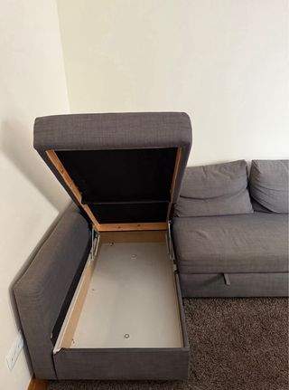 Sofá cama gris con canapé