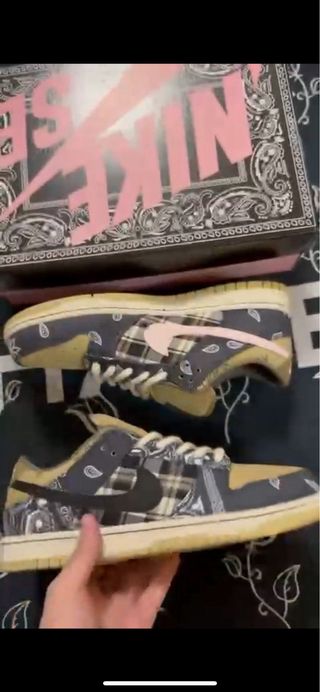 Nike SB Dunk Low Travis Scott