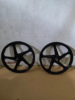 Llantas de palos STAR X NEGRAS