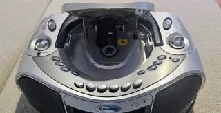 Radio CD Roadstar MP3 Plata y Verde