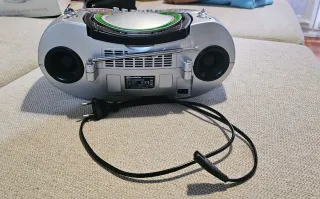 Radio CD Roadstar MP3 Plata y Verde