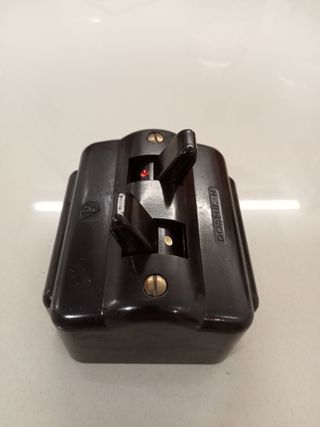 Doble interruptor antiguo