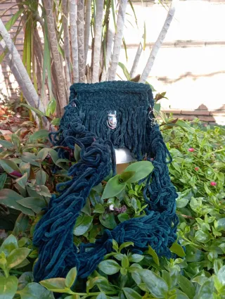 Bolsos Clutch, de flecos,terciopelo,seda,raso.....