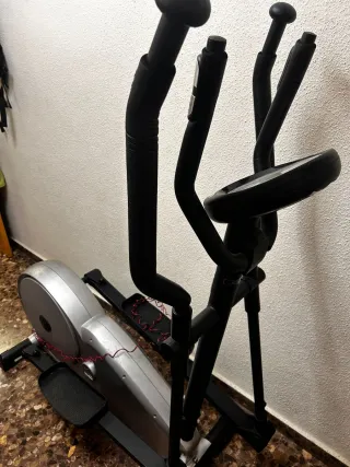 Bicicleta Elíptica Gimnasio