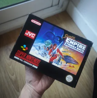 Super Nintendo Star Wars Empire Strikes Back SNES
