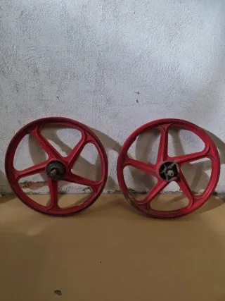 Llantas de palos STAR X ROJAS