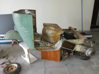 Motocarro años 60 para restaurar