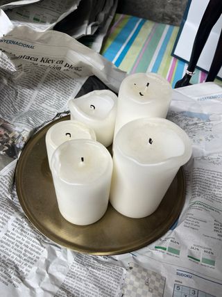 Plato y 5 velas decorativas