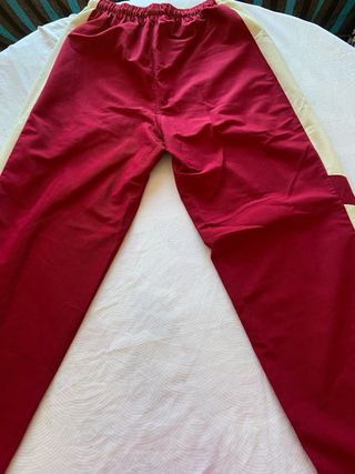 Pantalones Deportivos Rojo y Beige