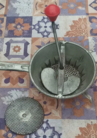 Pasapurés antiguo Passe-Vite