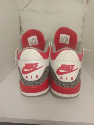 Jordan 3 Rojo Blanco