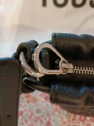 Bolso Tous negro acolchado