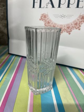 Jarrón de cristal tallado