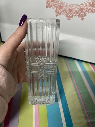 Jarrón de cristal tallado