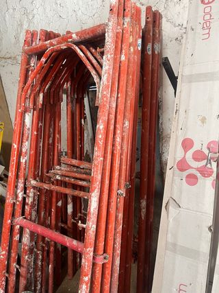 Andamio europeo 200 metros y chapa 2.50 en acero