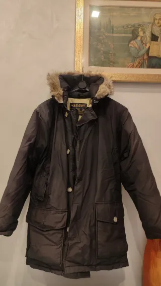 Parka Woolrich nera con cappuccio taglia S
