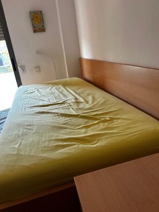 Cama nido con arcón y ruedas y cajonera a juego