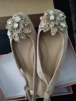 Bailarinas destalonadas beige T38 sin estrenar