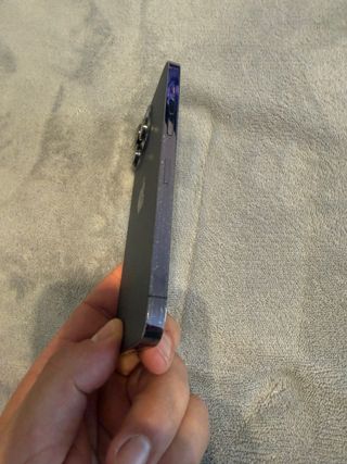 iPhone 14 Pro Max viola