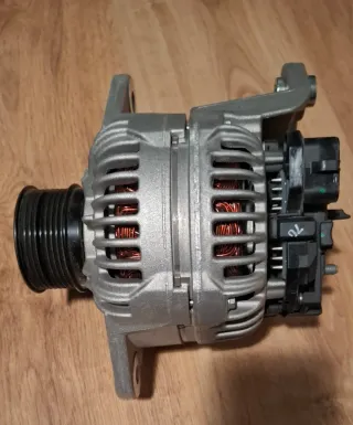 Alternador Bosch para Camión Volvo