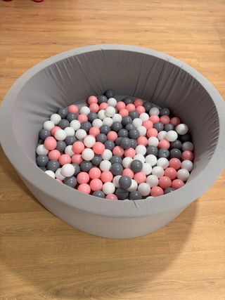 Piscina de Bolas Gris y Rosa
