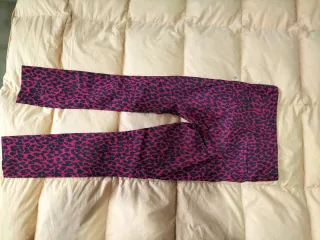 Pantaloni Zara fantasia maculata