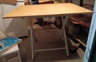 Tavolino pieghevole in legno