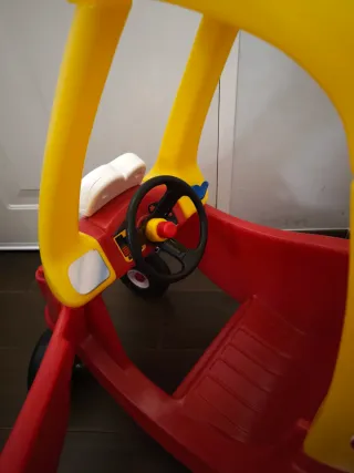 Correpasillos Coche Little Tikes Rojo y Amarillo