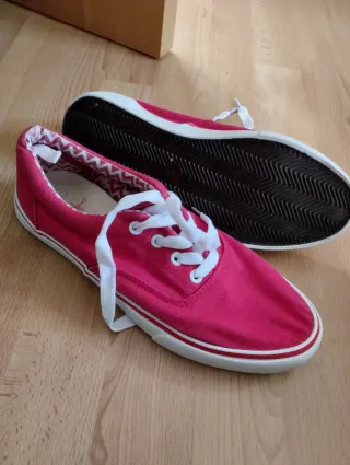 Zapatillas/lonas casual rojas talla 40/41