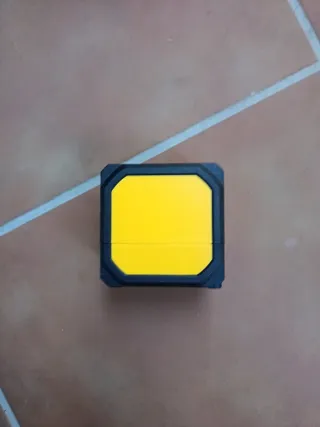 Nivel Láser autonivelante