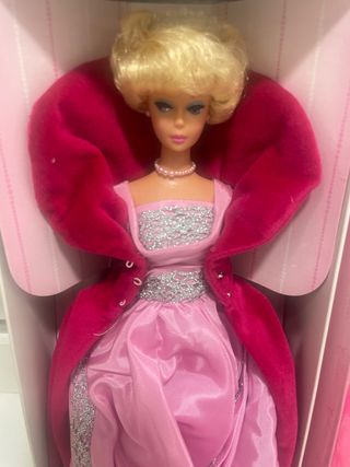 Barbie Dama Elegante Bambola