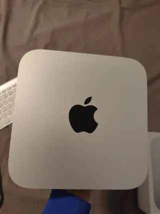Mac mini M1 256GB SSD + Hub USB y teclado