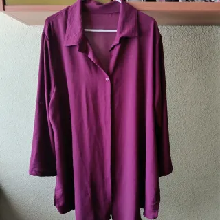 Camisa larga morada talla XXXL