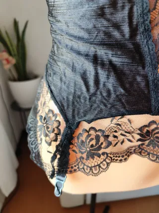 Body Lencero Negro Encaje Talla L