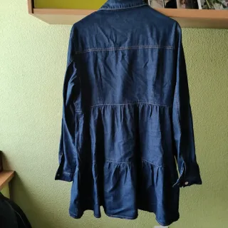 Vestido vaquero con volantes