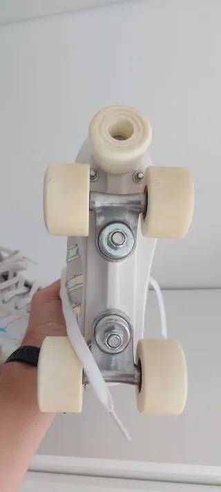 Patines infantiles blancos talla 34