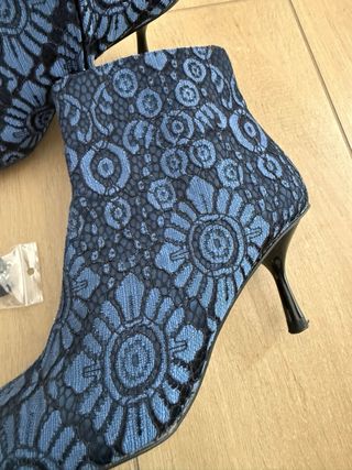 Botines Marini Azul con Bordados