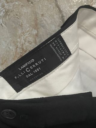 NUEVO. PANTALÓN NEGRO