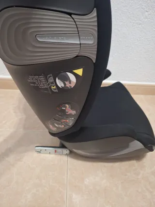Silla Auto  Grupo 2-3, marca Cybex Solution.Mfix