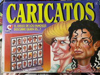 Juego de mesa Caricatos: El juego de los famosos
