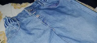 Pantalones vaqueros adolescentes