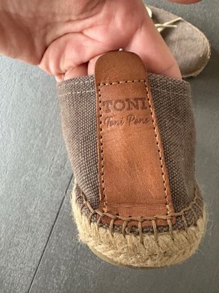 Zapatos de hombre de lona beige y gris