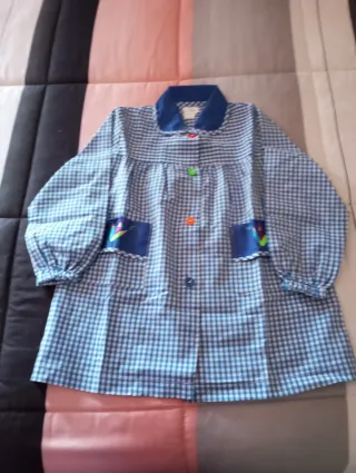 Bata escolar cuadros azul bebé niño edad 2,3 años