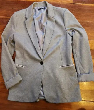 Americana gris Stradivarius Talla L