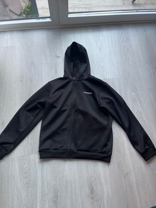 Conjunto McKenzie Negro