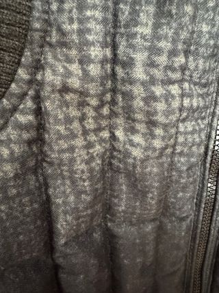 Abrigo acolchado mujer negro y gris