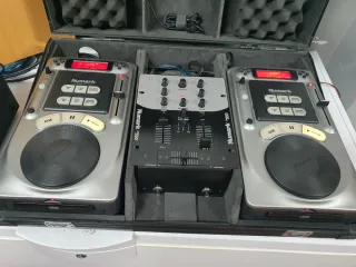 Equipo DJ Numark con Maletín - Ideal Fiestas