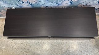 Mueble TV madera oscuro