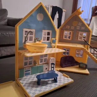 Casetta Peppa Pig gialla